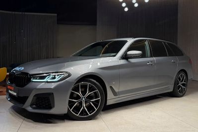 BMW Seria 5 Touring 520d xDrive M Sport