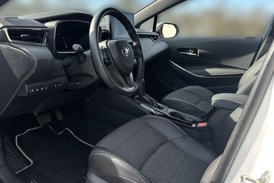 Toyota Corolla Hybrid Style