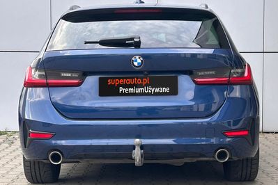 BMW Seria 3 330i xDrive Sport Line aut