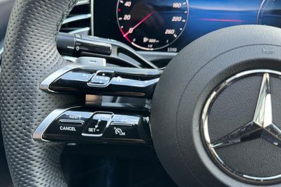 Mercedes Klasa E 300 e 4-Matic AMG