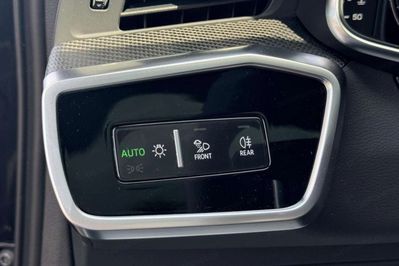 Audi A6 RS6 TFSI quattro Performance Avant