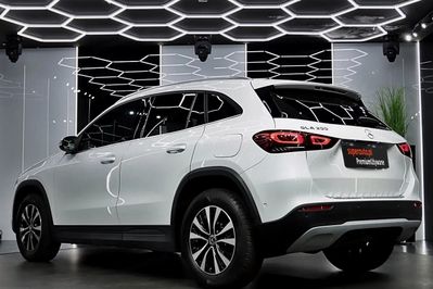 Mercedes GLA 200 Progressive