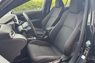 Toyota Corolla 1.8 Hybrid  + LPG Comfort