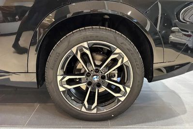 BMW iX2 eDrive20 M Sport