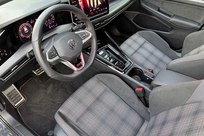 Volkswagen Golf 2.0 TSI GTI DSG
