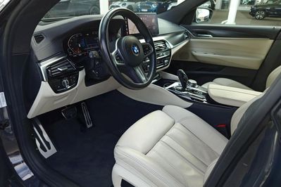 BMW Seria 6 640i mHEV sport-aut