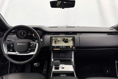 Land Rover Range Rover P550e Autobiography