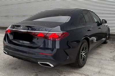 Mercedes Klasa E 300 de 4-Matic AMG