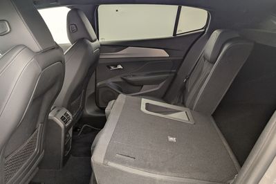 Peugeot 408 GT 1.2 mHEV e-DCS6