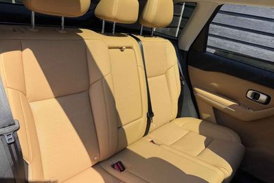 Leapmotor C10 Design 1.5 Hybrid