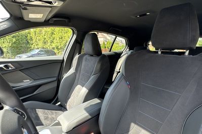 BMW Seria 1 120 mHEV aut