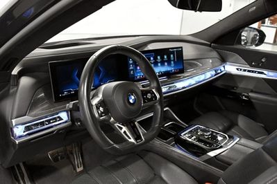 BMW Seria 7 740d xDrive M Sport