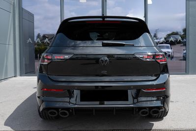 Volkswagen Golf R 2.0 TSI 4Motion DSG