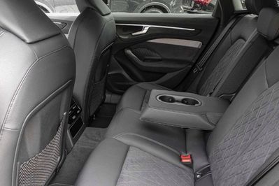 Audi A6 TDI quattro S line Avant