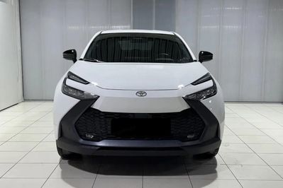 Toyota C-HR Style 2.0 Hybrid Dynamic Force Plug-in