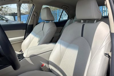 Toyota Camry Executive 2.5 Hybrid