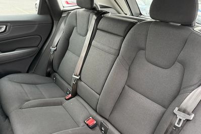 Volvo XC60 B4 B Momentum Pro