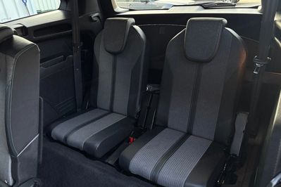 Peugeot 5008 1.5 BlueHDi Active Pack S&S EAT8