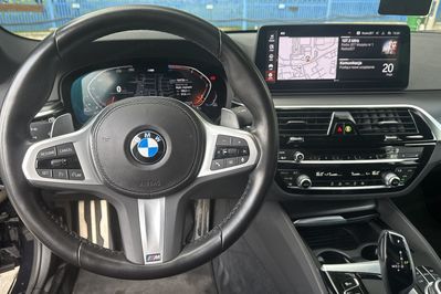 BMW Seria 5 520d xDrive M Sport