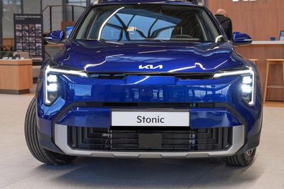 Kia Stonic 1.0 T-GDI Business Line DCT