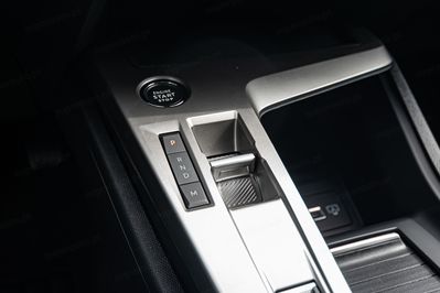 Peugeot 408 Allure e-DCS 1.2 mHEV