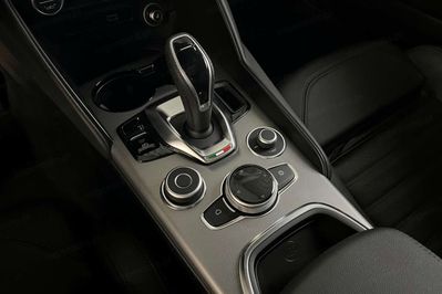 Alfa Romeo Giulia 2.0 Turbo Veloce Q4