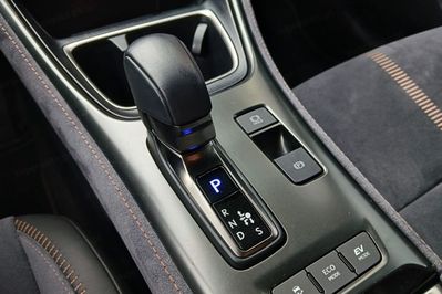 Lexus LBX Hybrid Cool