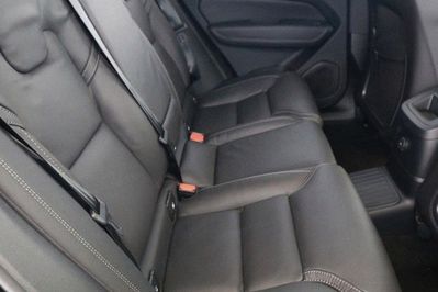 Volvo XC60 B5 B AWD Ultra Black Edition