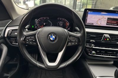 BMW Seria 5 Touring 520i