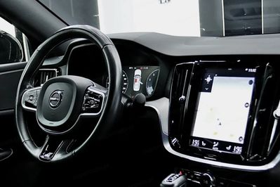 Volvo S60 B4 B R-Design aut