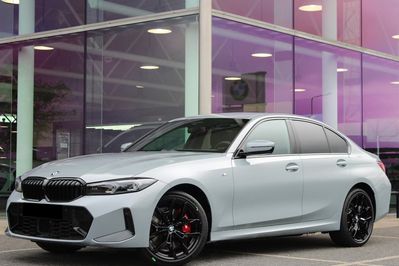 BMW Seria 3 330i xDrive M Sport