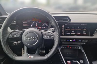 Audi A3 S3 TFSI quattro S tronic