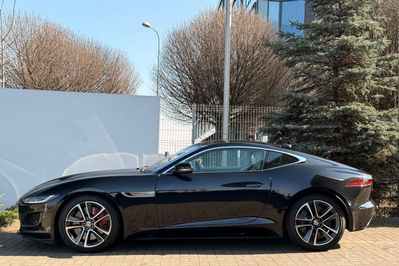 Jaguar F-Type 2.0 Turbo R-Dynamic Black aut