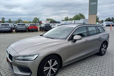 Volvo V60 D3 Momentum Pro