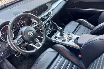 Alfa Romeo Stelvio Turbo Veloce Q4