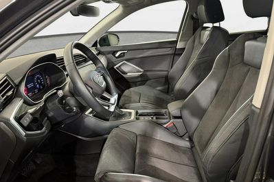 Audi Q3 35 TFSI S Line