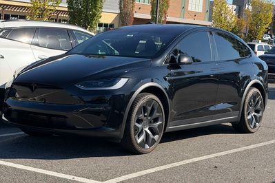 Tesla Model X AWD