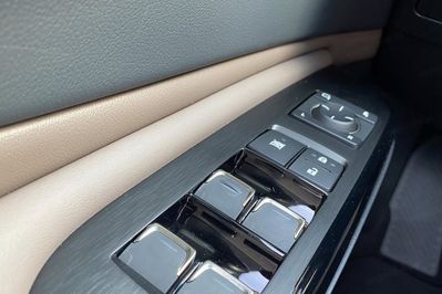 Lexus ES 300h Business Edition 2.5 E-CVT