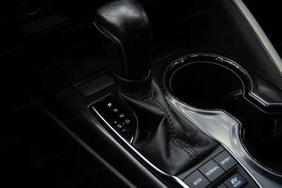 Toyota Camry 2.5 Hybrid Comfort CVT