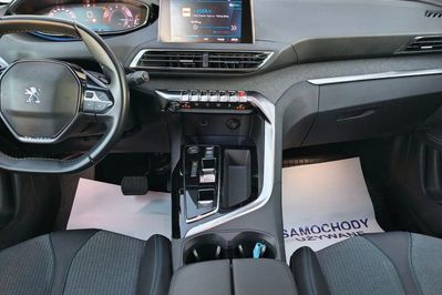 Peugeot 3008 1.2 PureTech Allure S&S EAT8
