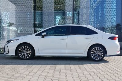 Toyota Corolla 1.8 Hybrid Style