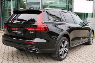 Volvo V60 Cross Country B4 D AWD Core