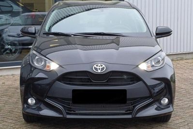 Toyota Yaris Comfort 1.5 Hybrid