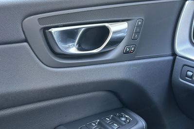 Volvo XC60 B4 D AWD Inscription