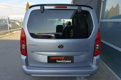 Toyota Proace City Verso Long L2H1 Business Line 7os AT