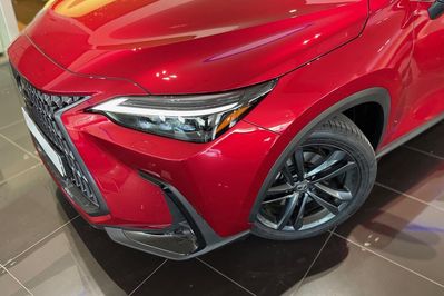 Lexus NX 450h+ Prestige AWD
