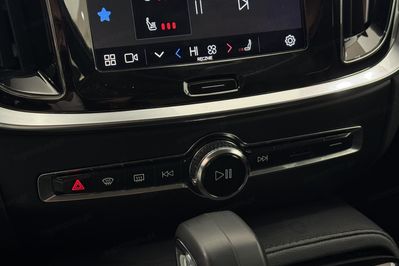 Volvo V60 T6 AWD Plug-In Hybrid Plus Bright aut