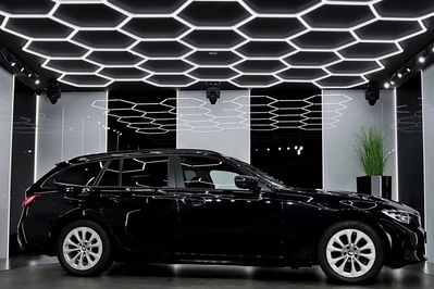 BMW Seria 3 318d Sport Line