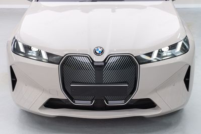 BMW iX xDrive60