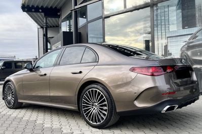 Mercedes Klasa E 220 d 4-Matic AMG
